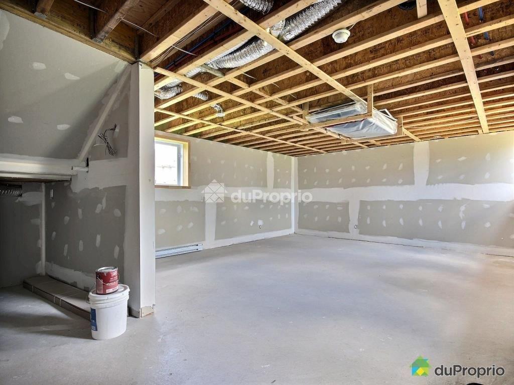 3335 LAVAL L�VESQUE OUEST LOCATION APRES SINISTRE