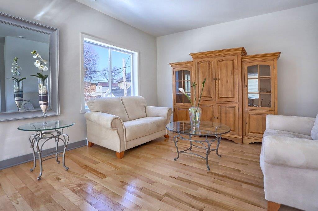 3345 LAVAL L�VESQUE OUEST LOCATION APRES SINISTRE