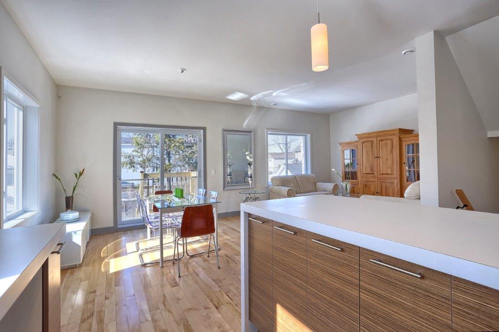 3345 LAVAL L�VESQUE OUEST LOCATION APRES SINISTRE