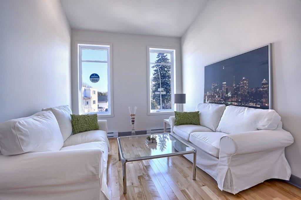 3345 LAVAL L�VESQUE OUEST LOCATION APRES SINISTRE