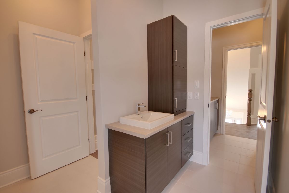 100 GWENDOLINE LOCATION APRES SINISTRE INTERIEUR